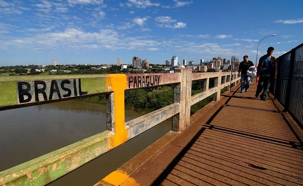 Paraguai se une a Argentina e reforça fronteira com o Brasil após megaoperação no Rio