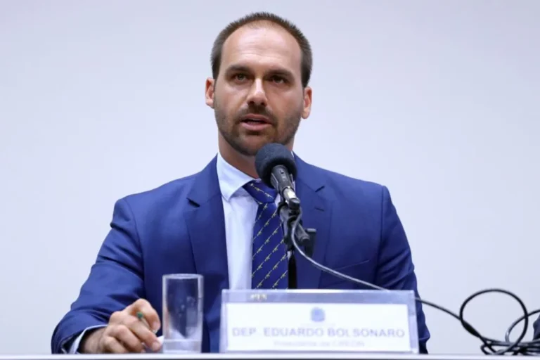 Eduardo Bolsonaro ameaça Lula após captura de Maduro