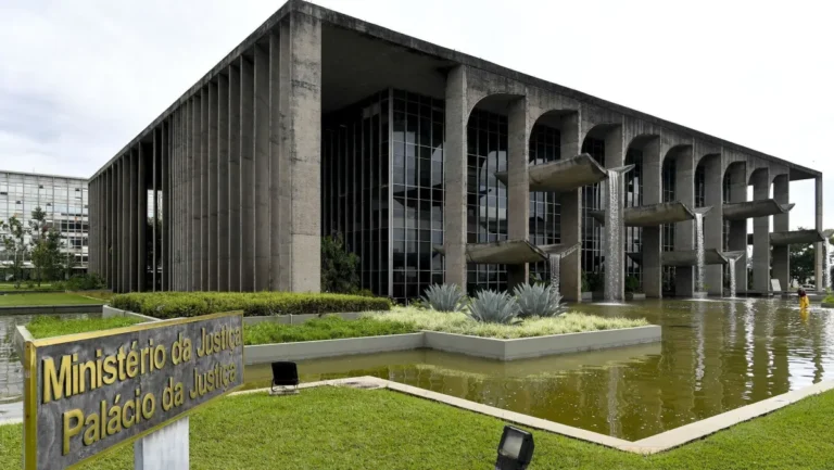 Governo cria sistema nacional de informações e protocolo para reconhecer pessoas em procedimentos criminais