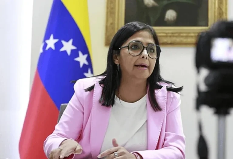 “Venezuela busca reconstruir laços diplomáticos com os EUA”, diz Delcy Rodriguez