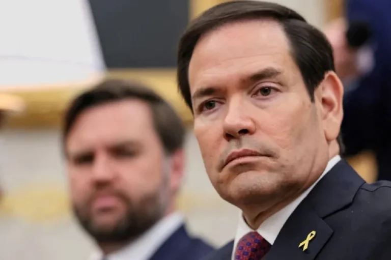 Dinamarca e Groenlândia se reunirão com Vance e Rubio na quarta (14), em meio à ameaça de Trump