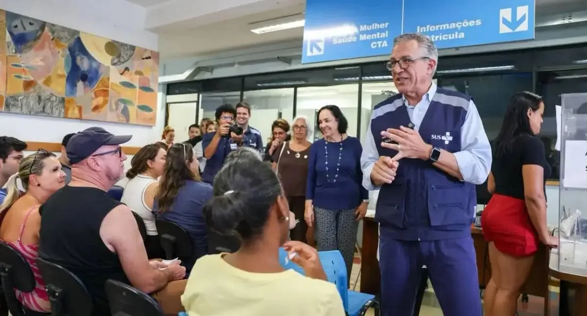 Ministério da Saúde anuncia vacinação de profissionais contra dengue