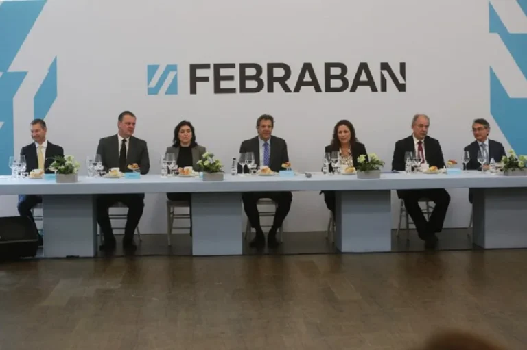 Febraban alerta sobre golpe do falso gerente