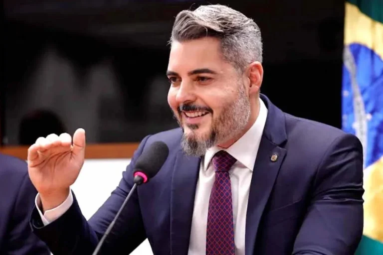 Deputado Thiago Flores cobra votação da aposentadoria dos agentes de saúde